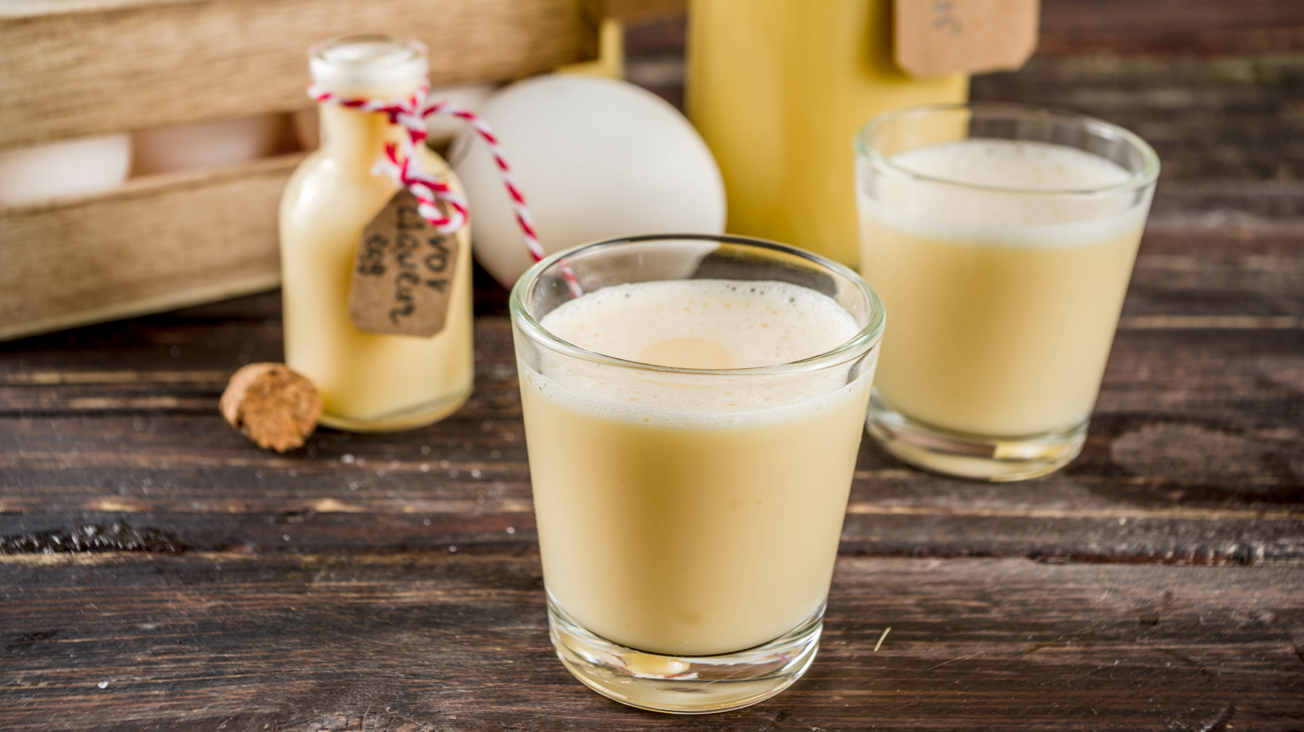 Eierlikör: Cremiges und super einfaches Rezept - gofeminin Eierlikör: Cremiges und super einfaches Rezept - gofeminin