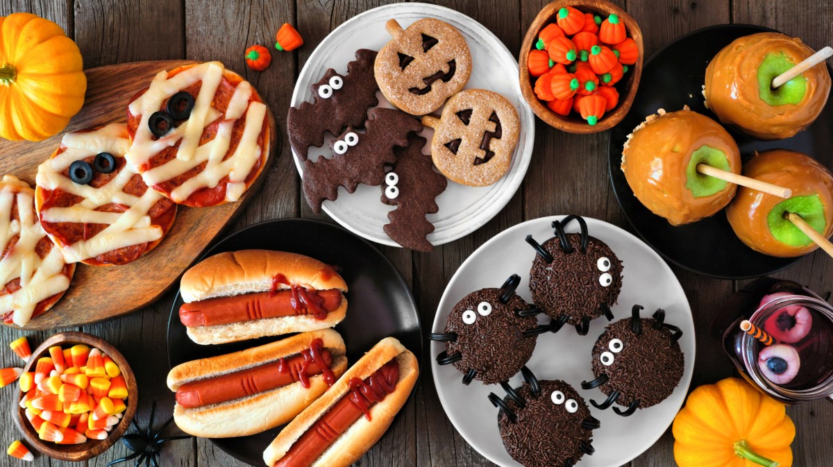 Fingerfood Buffet für eine Halloween-Party.