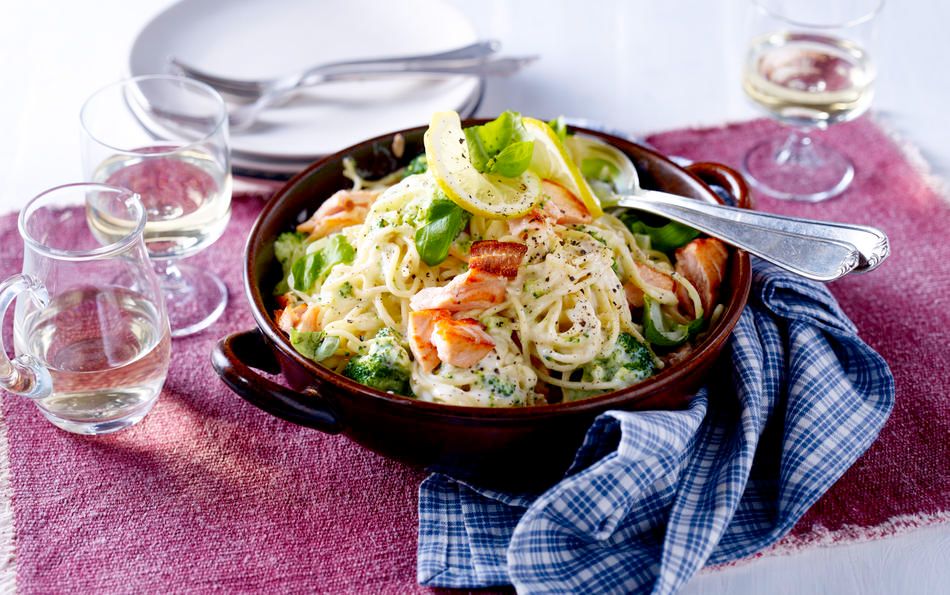 Zitronen-Spaghetti mit Lachs