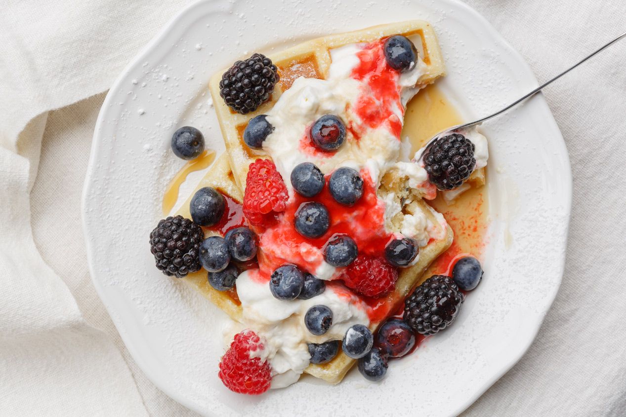 Veredelt eure Low Carb Waffeln mit gesunden Toppings