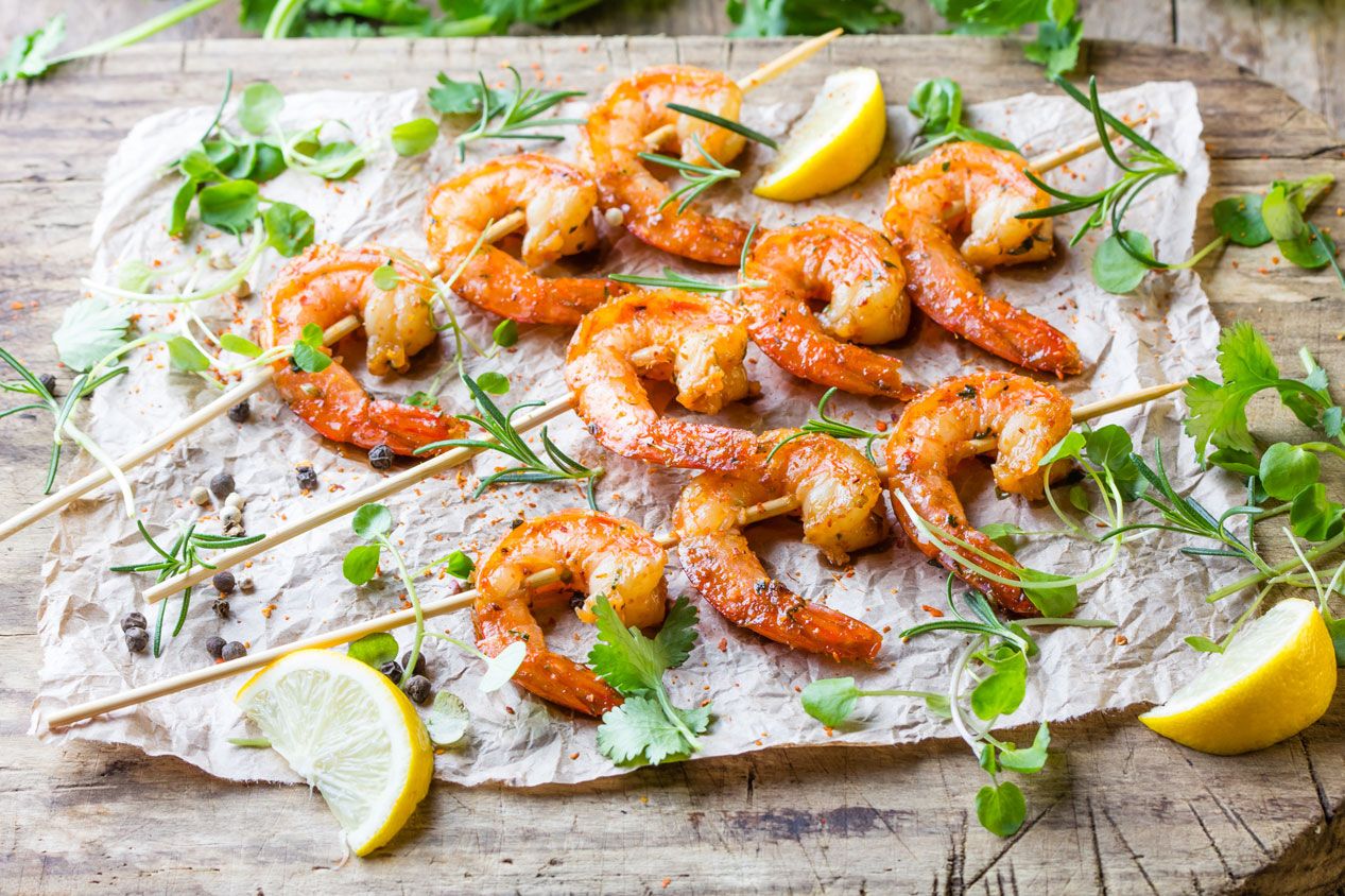 Kalorienarmes Abendessen mit Fisch und Meeresfrüchten