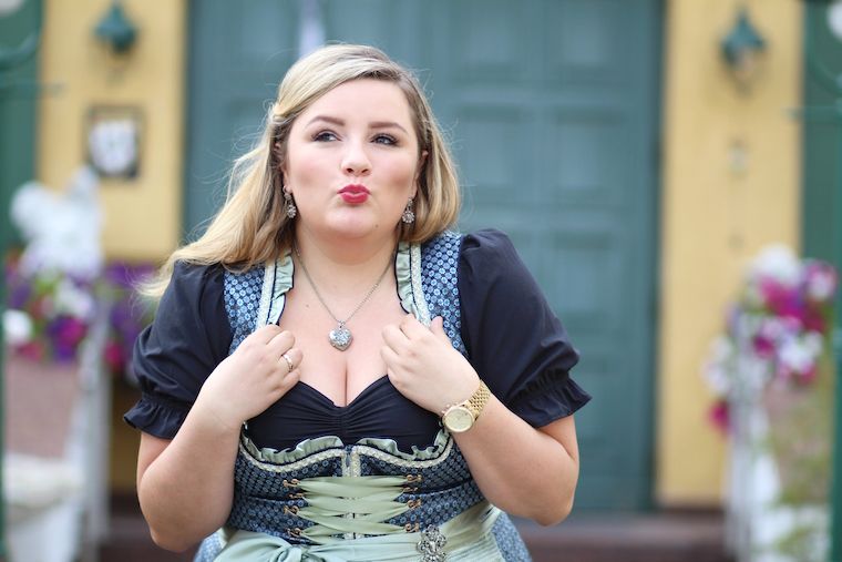 Dirndl für kurvige Frauen