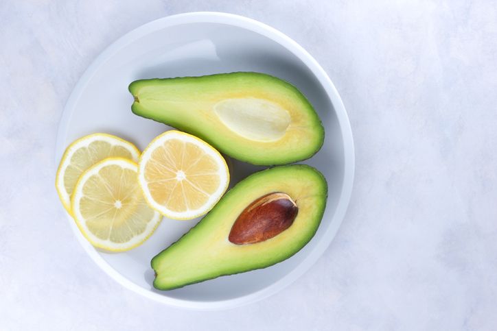 Haarmaske selber machen mit Avocado