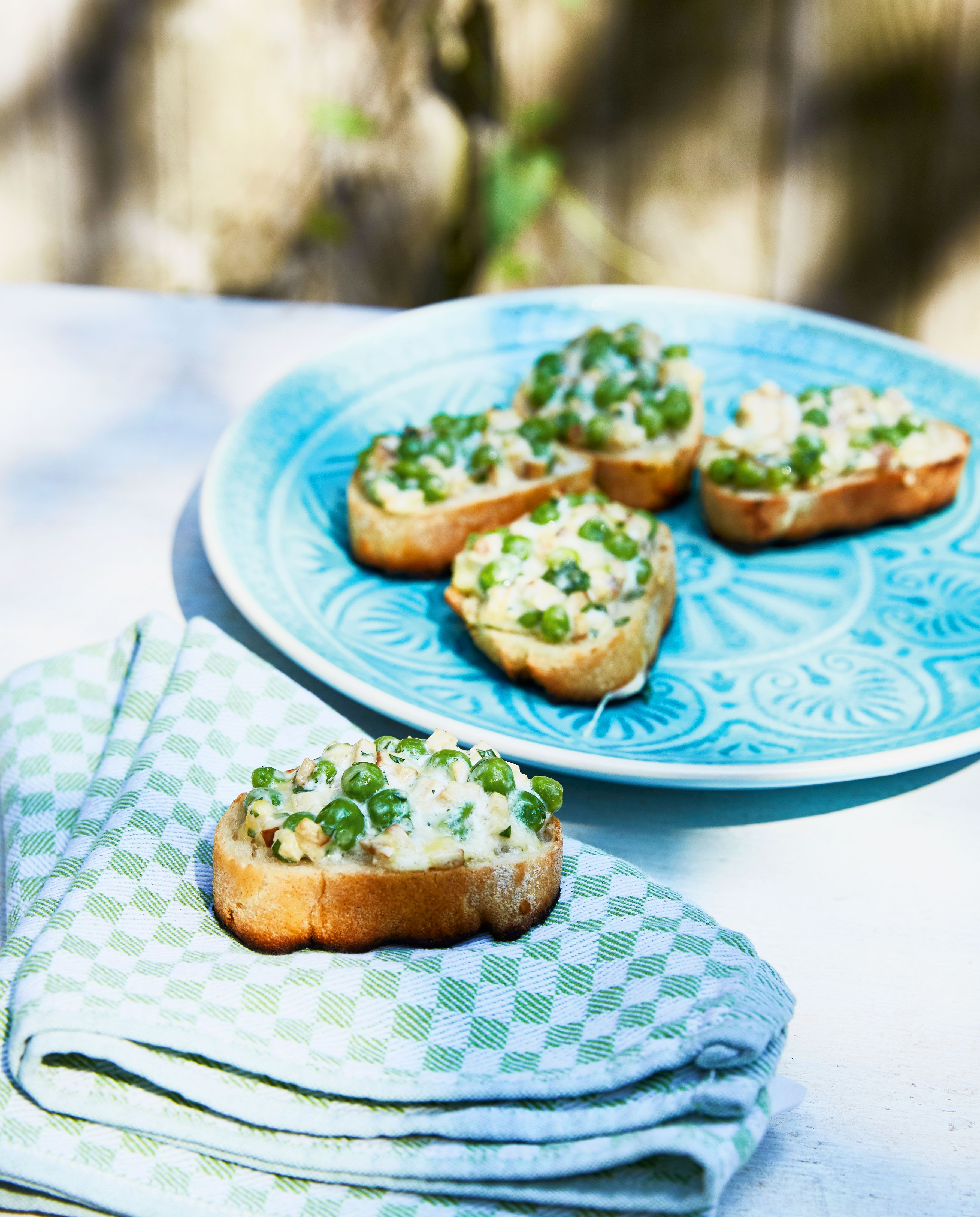 Vegetarisch gegrillte Tofu-Bruschetta