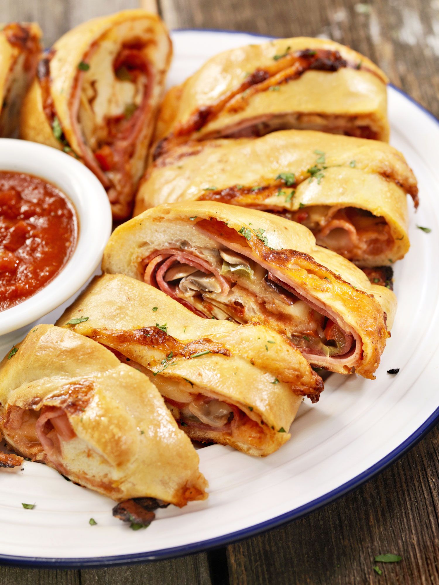 Stromboli-Pizzabrot backen