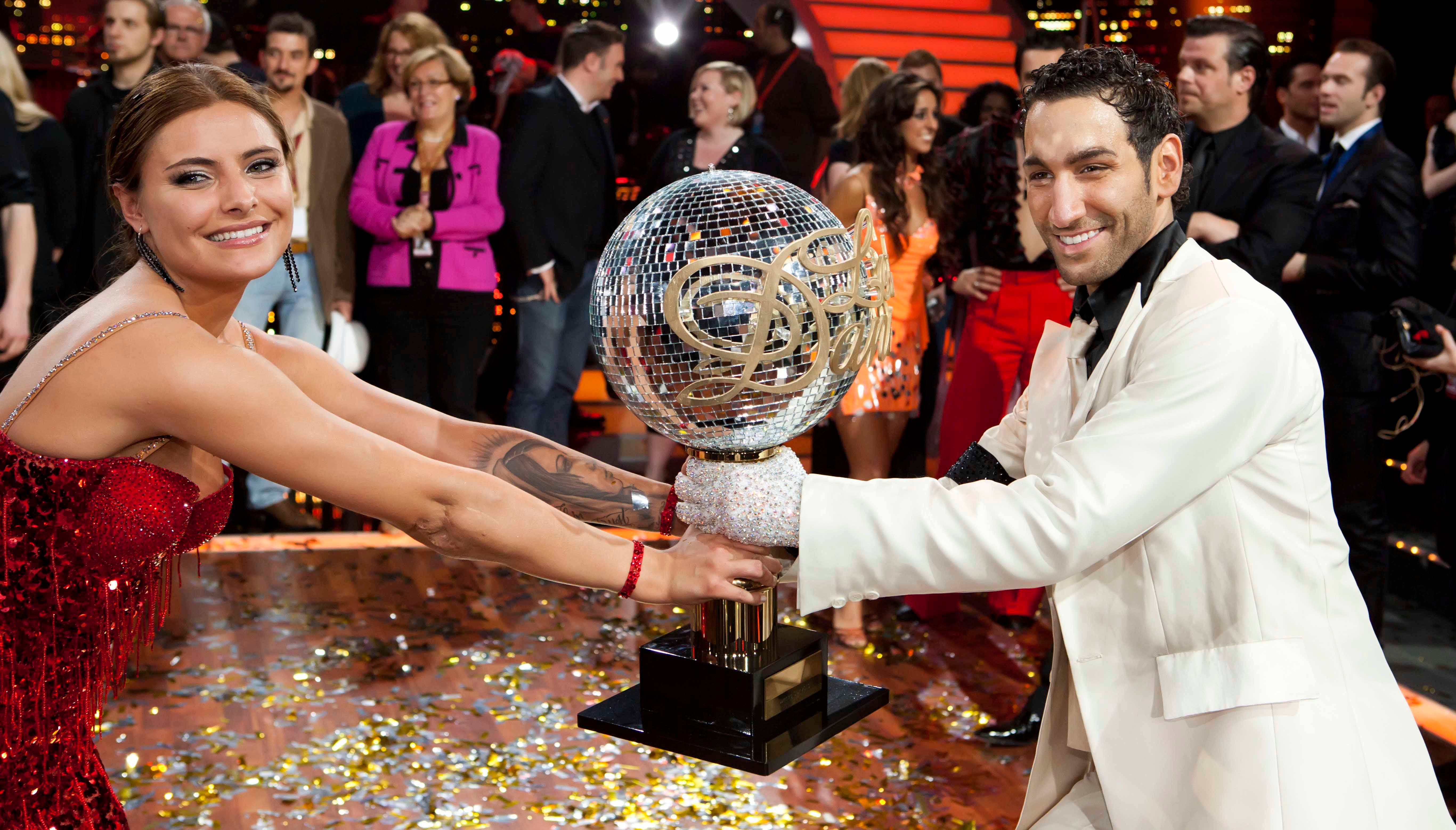 Sophia Thomalla und Massimo Sinató bei 'Let's Dance' 2010