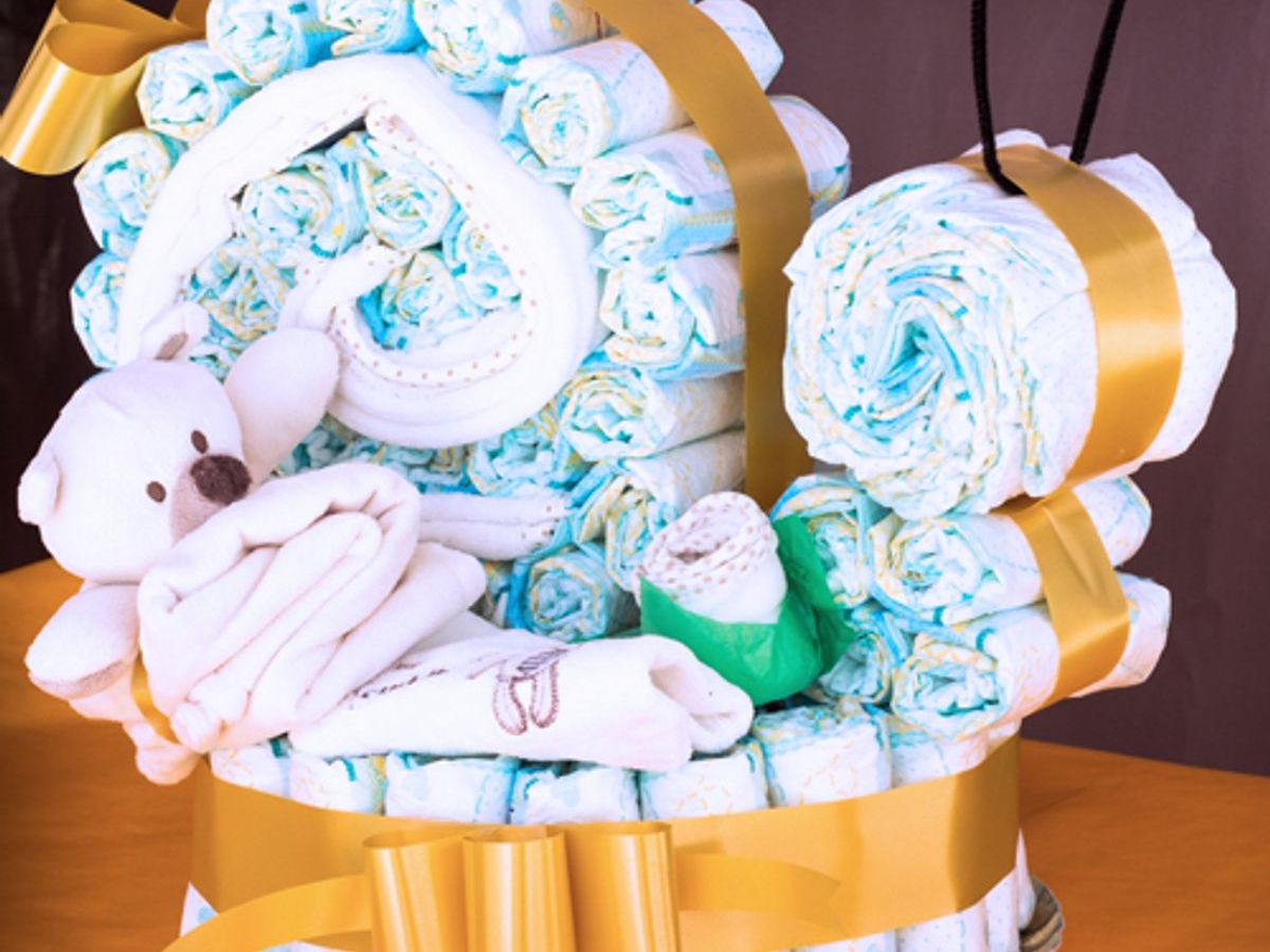 Windeltorte Anleitung: So einfach gelingt das ideale Präsent für junge Eltern