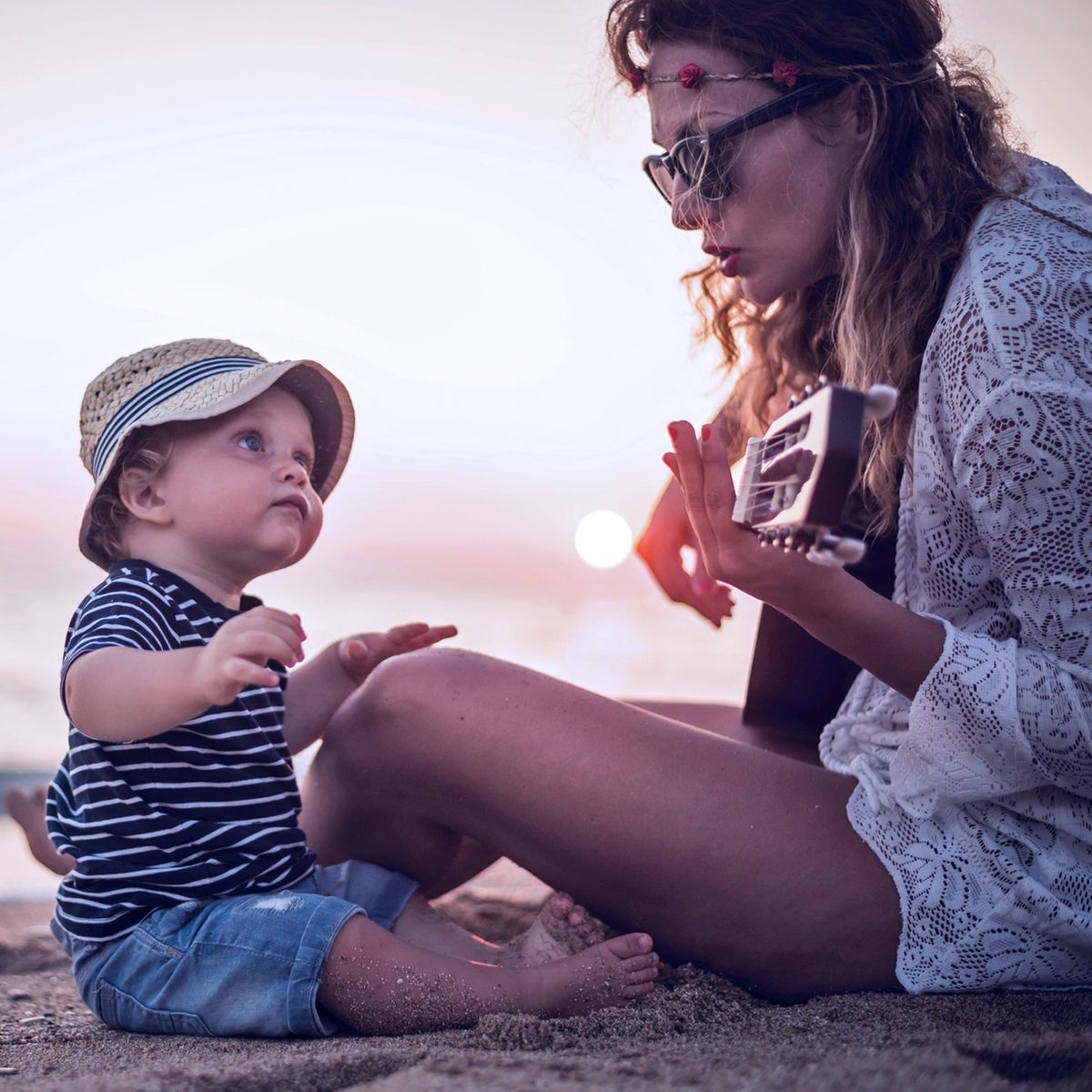 Die schönsten Momente in Babys erstem Jahr