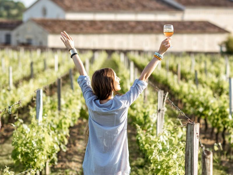 Alkohol in der Stillzeit: Alles, was Mamas dazu wissen müssen