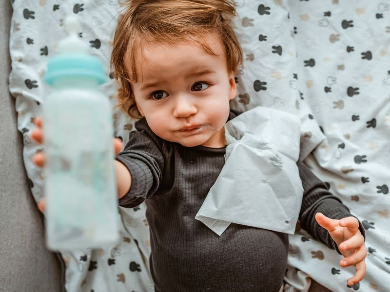 Kuhmilchallergie bei Babys: Was Eltern wissen und beachten sollten