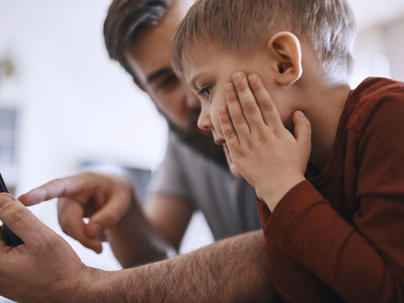 Coronavirus Kindern erklären: So geht's!