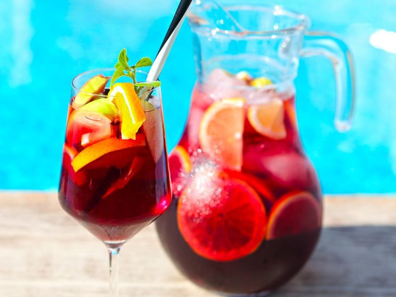 Sangria selber machen: 3 Rezepte für Fiesta wie in Spanien