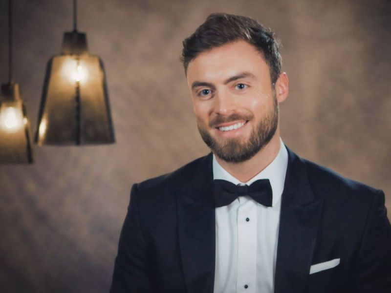 Niko Griesert als "Der Bachelor"