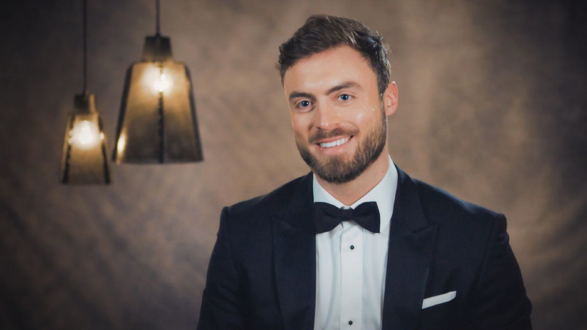 Niko Griesert als "Der Bachelor"