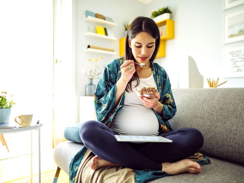 Louwen Diät: Mit der richtigen Ernährung zur schmerzfreien Geburt?