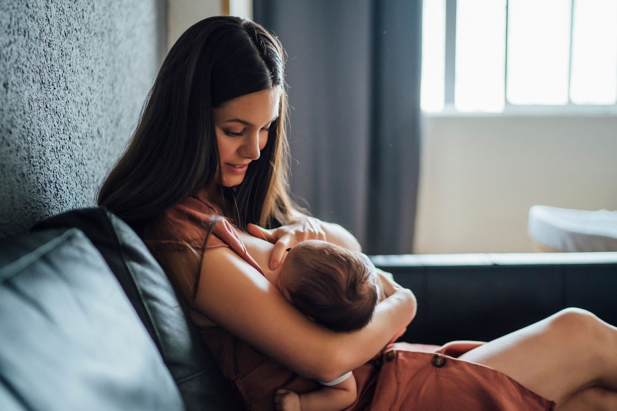 Stillkugeln: Die besten Rezepte für DEN Engergiesnack für Neu-Mamas