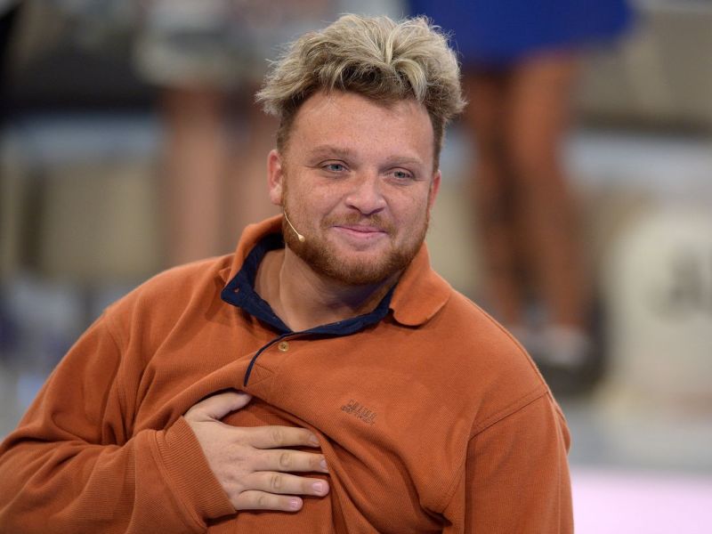 Menowin Fröhlich: DSDS-Star wird zum 6. Mal Vater