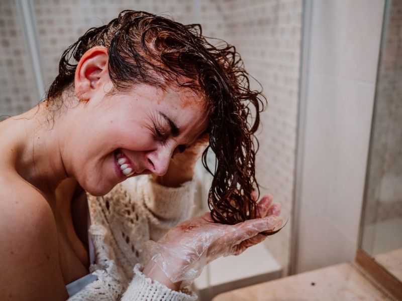 Haare färben in der Stillzeit