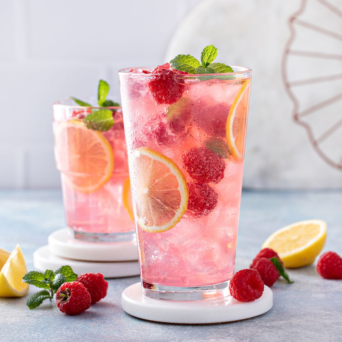 Spritzige Himbeer-Limonade