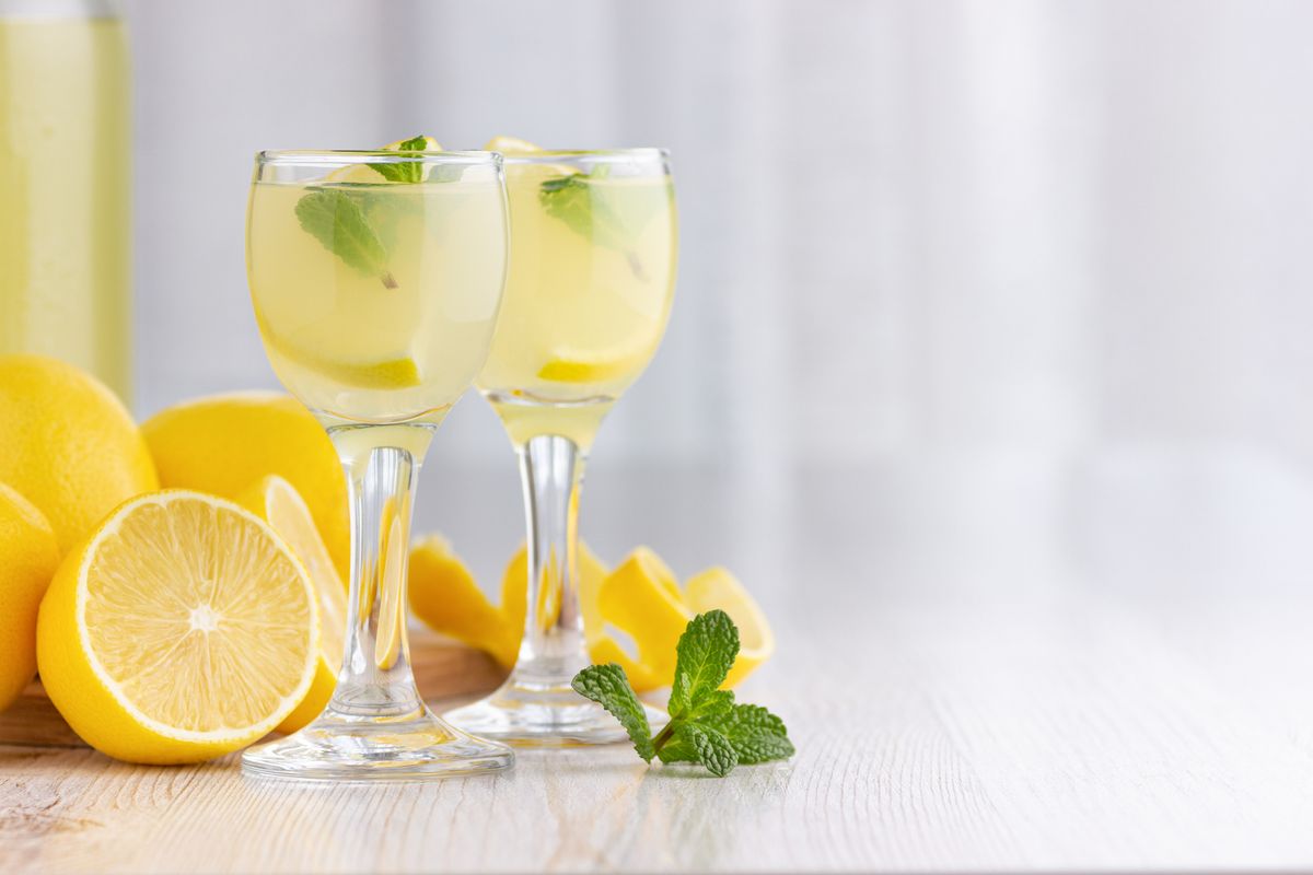 Limoncello Tonic