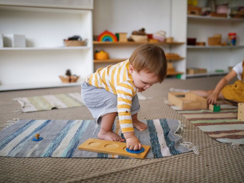 Montessori-Pädagogik: Vor- und Nachteile der Lernmethode im Überblick