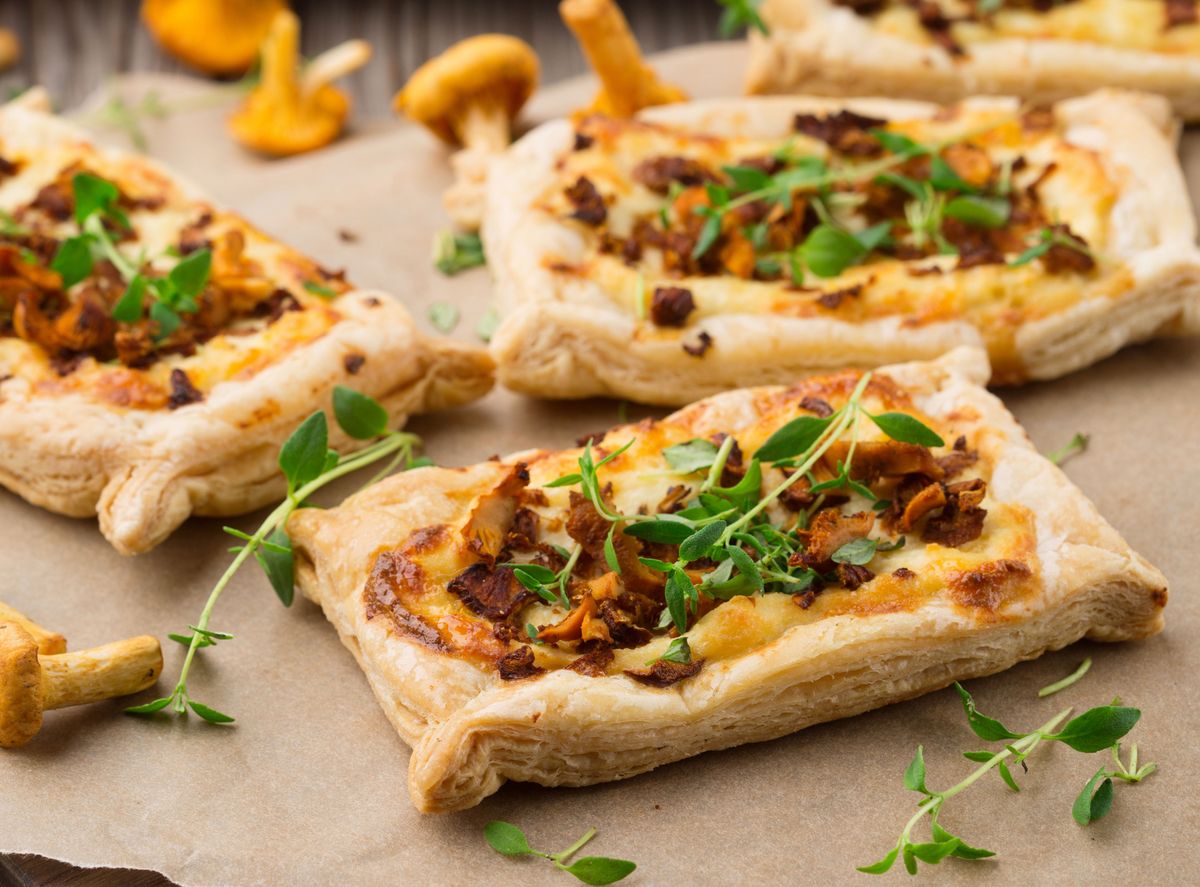 Pfifferling-Tarte mit Bl&auml;tterteig: Geniales Herbstrezept