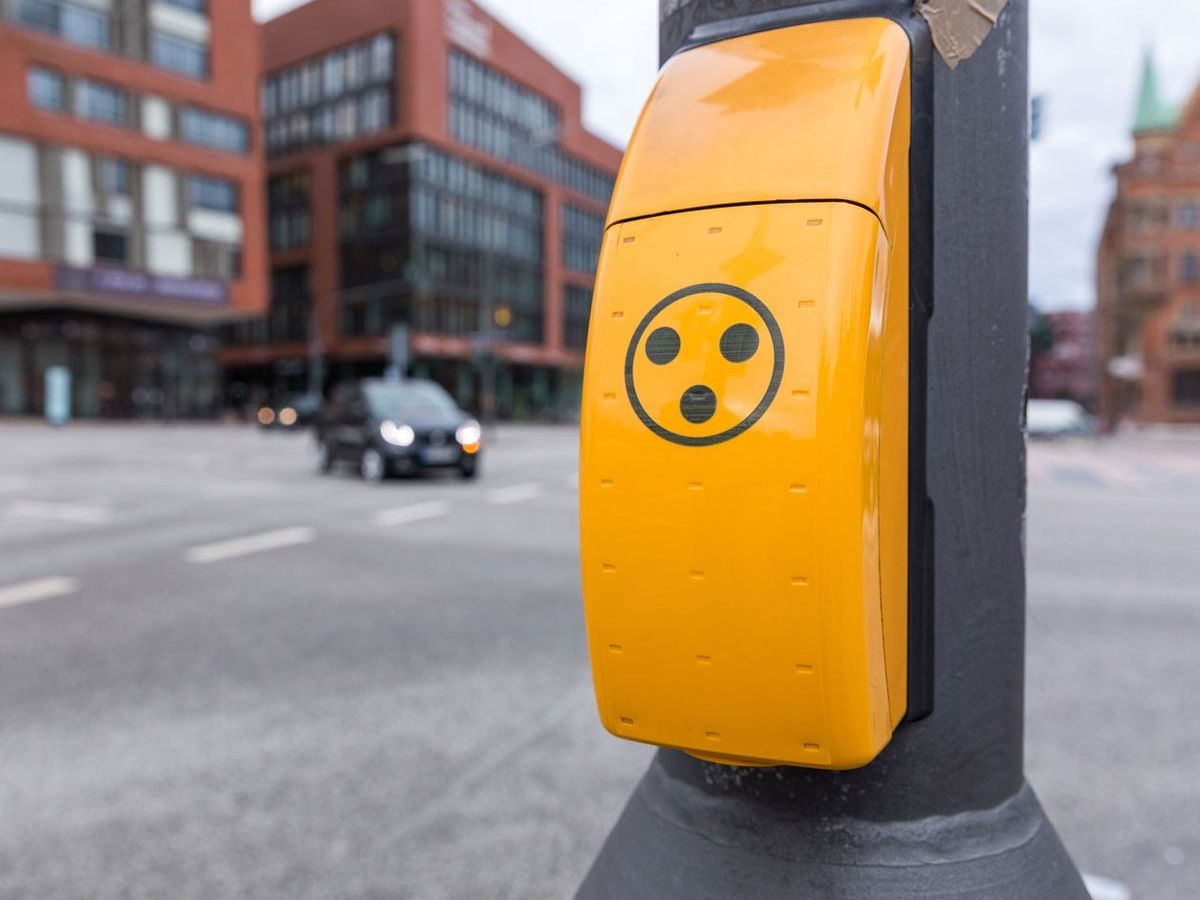 Aufgekl&auml;rt: DAS bewirkt der mysteri&ouml;se Knopf unter dem Ampelkasten