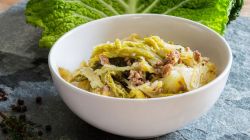 Wirsing-Eintopf mit Hack