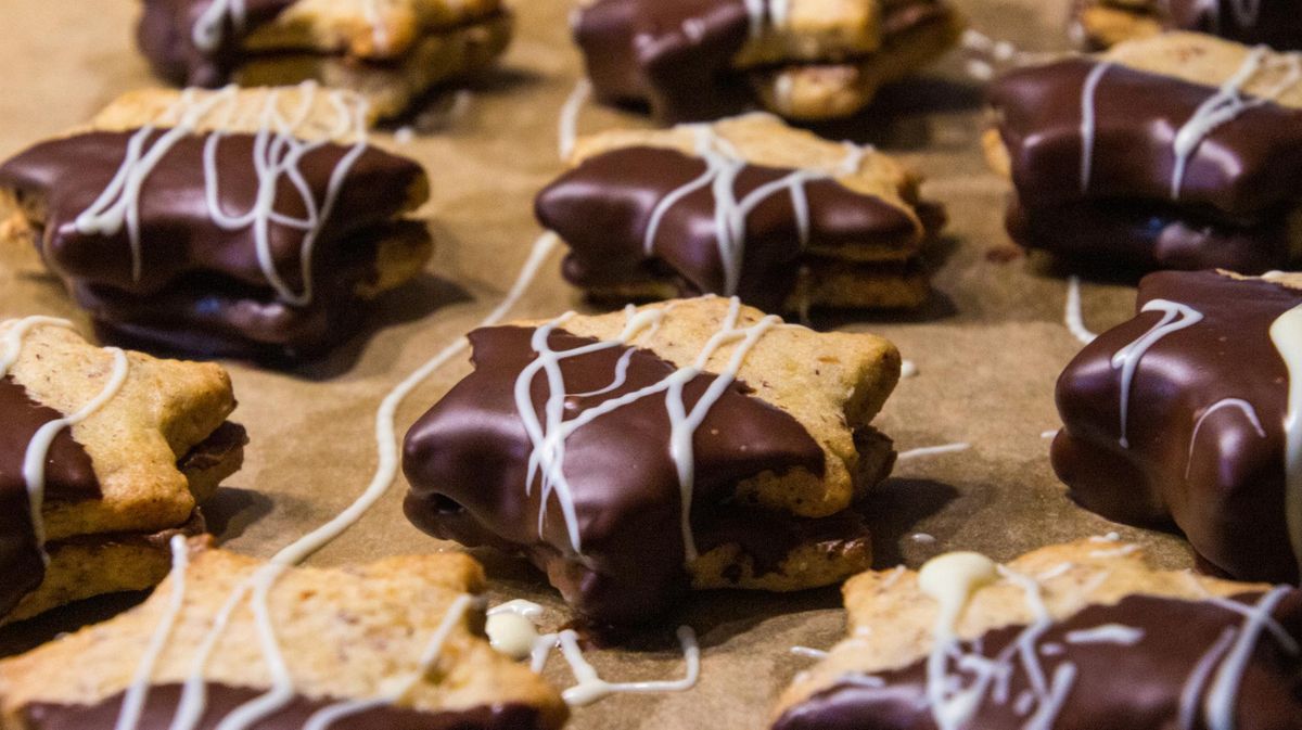 Nuss-Nougat Pl&auml;tzchen