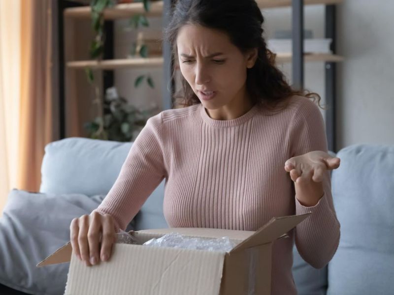 Paket bei den Nachbarn: Wer haftet bei Beschädigung?