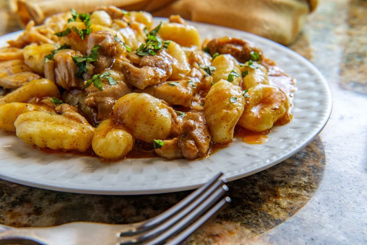 Gnocchi-Gulasch-Topf