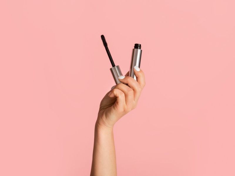 Diese Drogerie-Mascara kann mit teuren Produkten mithalten