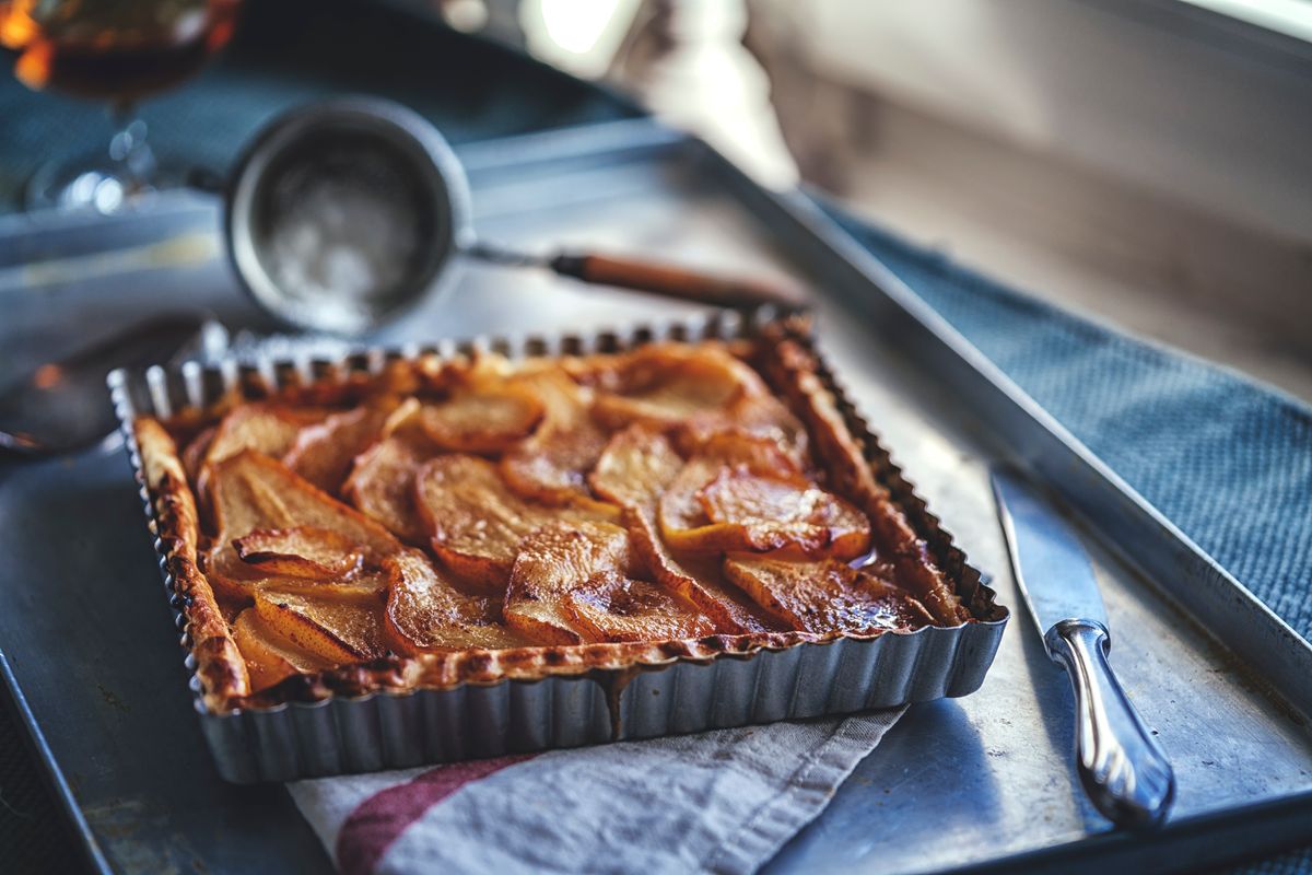 Schnelle Birnentarte mit Vanille und Rosmarin: Blitzrezept für saftigen Kuchen