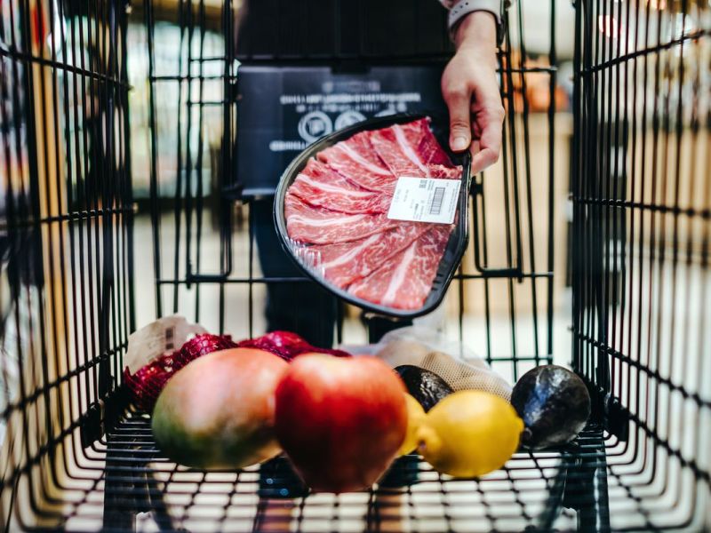 Lidl will weniger Fleisch verkaufen