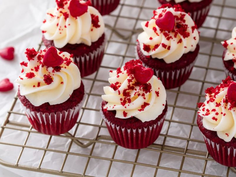 Red Velvet Cupcakes zum Valentinstag