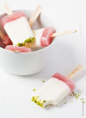 Food-Trend: Rhabarber-Eis zum Fr&#xFC;hst&#xFC;ck