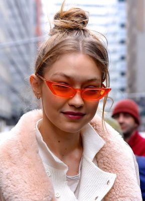 Frisuren ohne Föhnen: Messy Bun