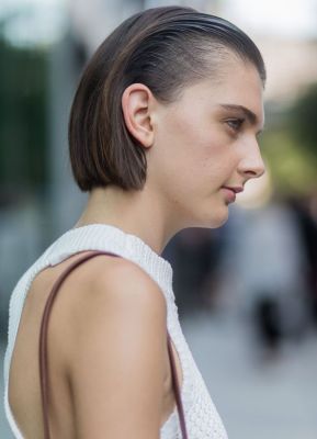 Frisuren ohne Föhnen: Wet-Hair-Look