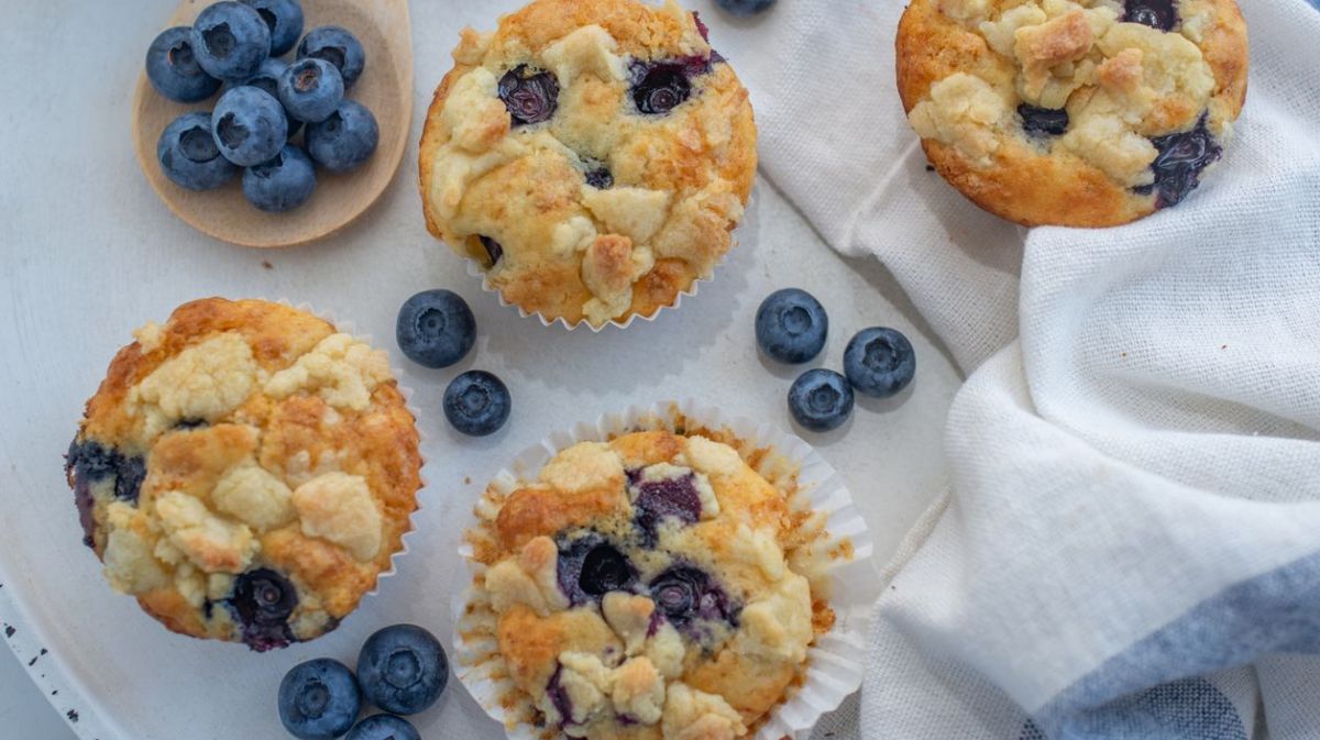 Blaubeermuffins mit Streusel.