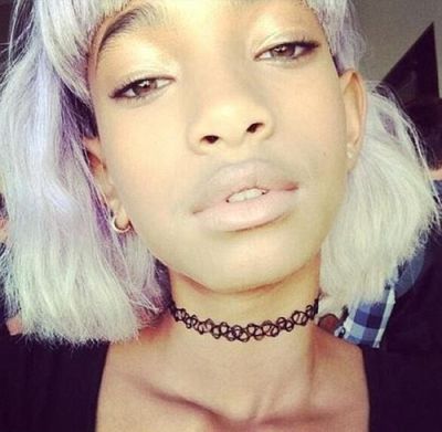 Willow Smith mit Tattoo-Kette