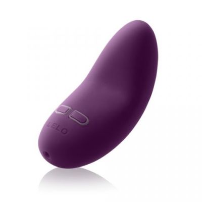 F&uuml;r zwei und alleine: Auflege-Vibrator LILY&trade; 2, gesehen bei lelo.com, 139,- Euro
