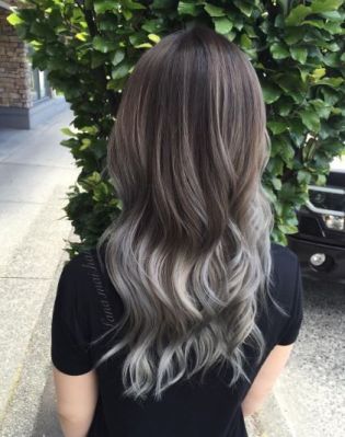 Graue Ombr&#xE9; Hair