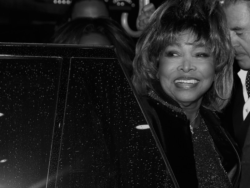 Tina Turner (†83)