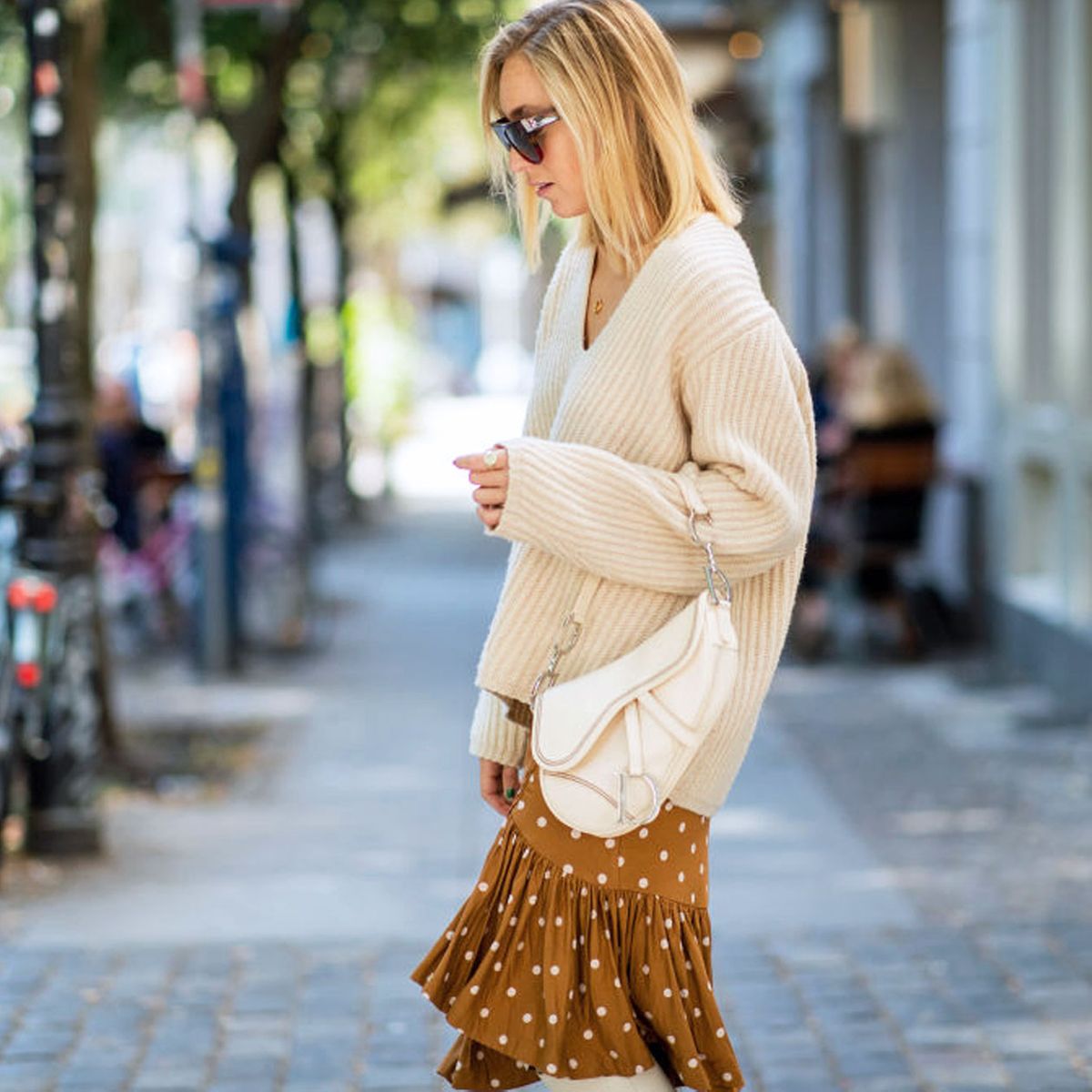 Sommermode im Herbst tragen