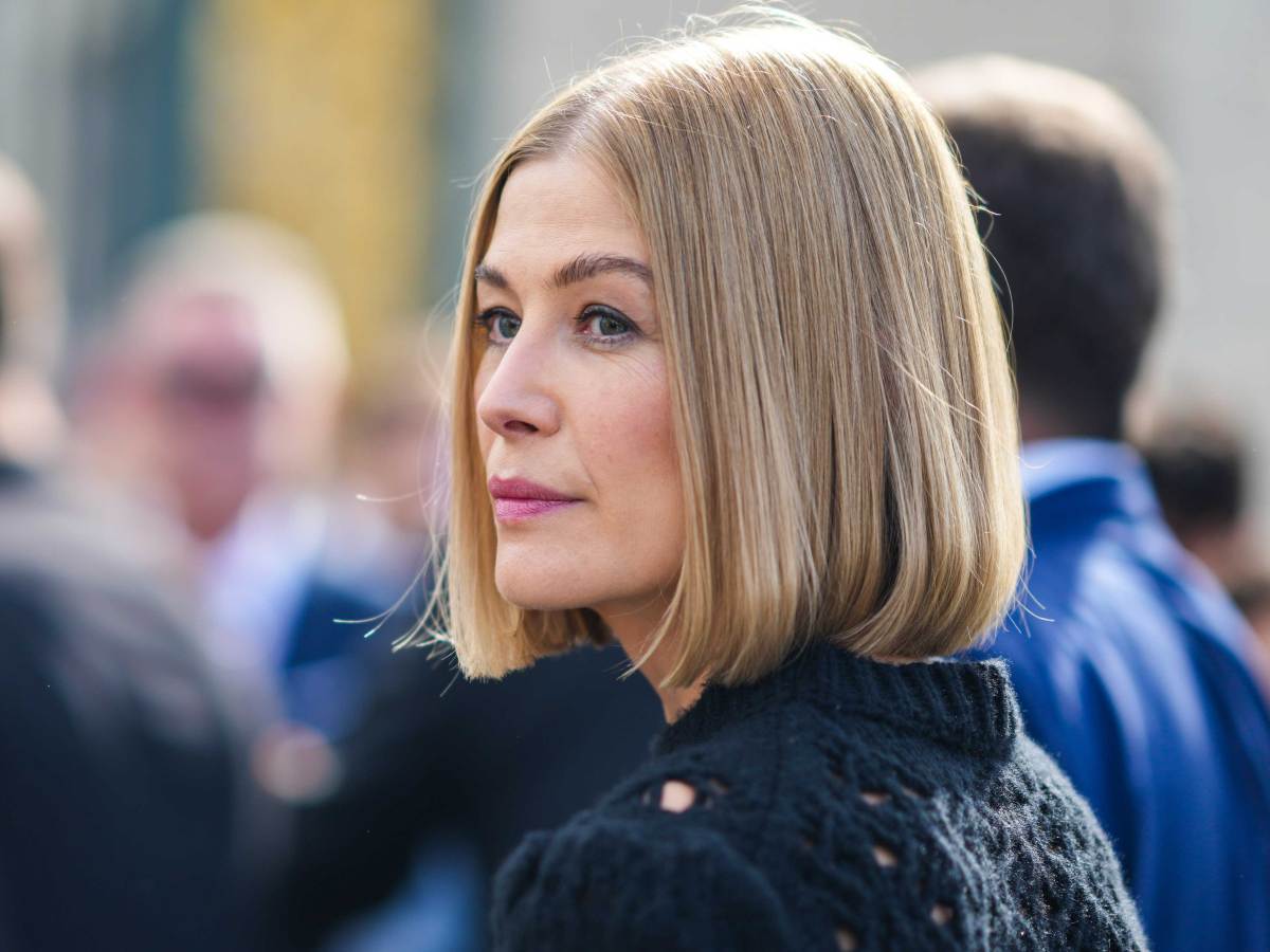 Rolled Bob: Diese Frisur l&auml;sst deine kurzen Haare sofort volumin&ouml;ser aussehen