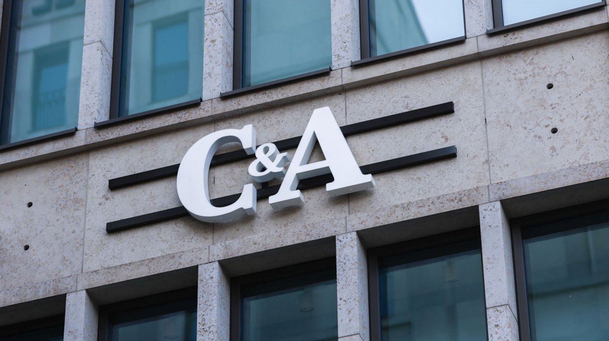 C&A Schaufenster im Winter 2023