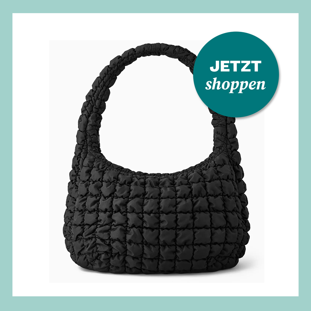 Stepptasche von COS in Schwarz.