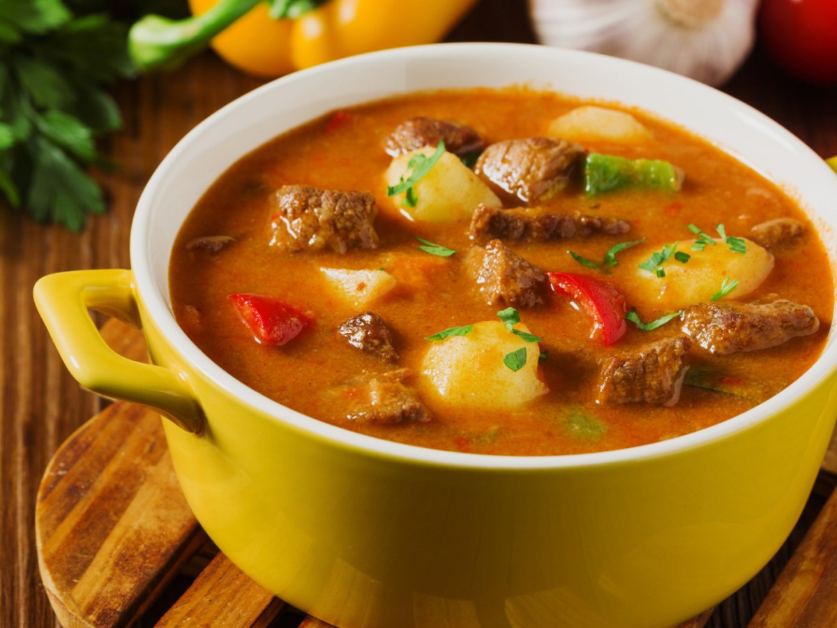 Lagerfeuer-Suppe: Dieser Schmortopf ist ein Hit bei der ganzen Familie