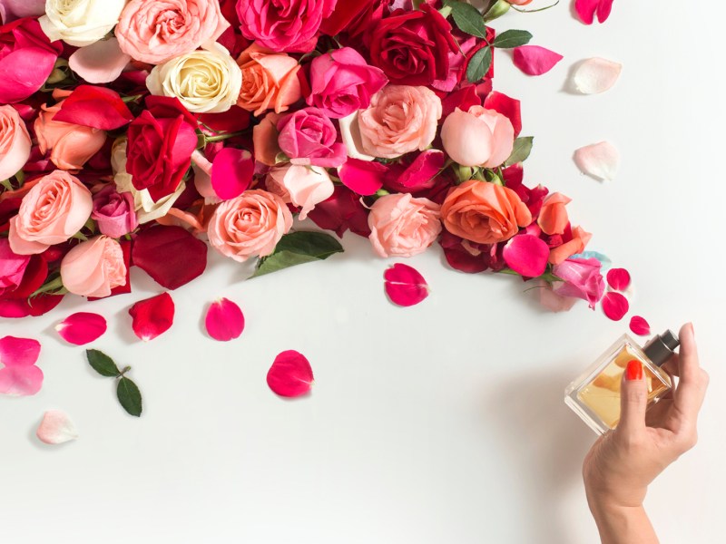 Rosen und Parfum Flakon