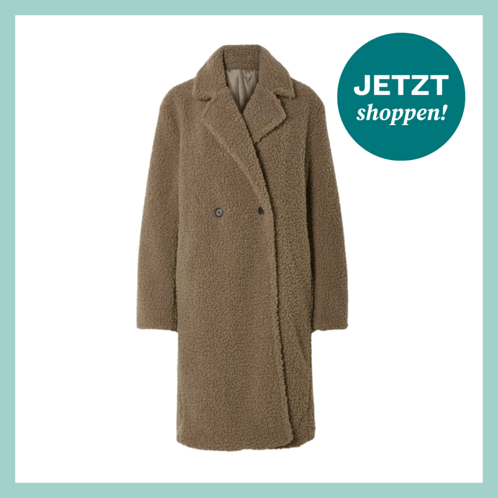 Langer Mantel mit kuschelweichem Fell